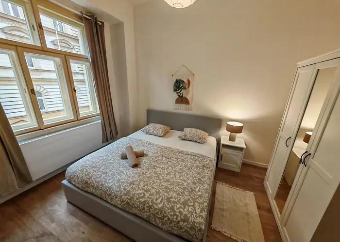 Lägenhet Modern 1br In Trendy Zizkov