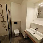 Modern 1br In Trendy Zizkov *