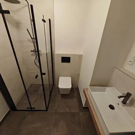 Modern 1br In Trendy Zizkov
